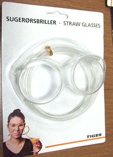 STRAW GLASSES